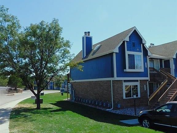 2nd image of 6345 Village Ln