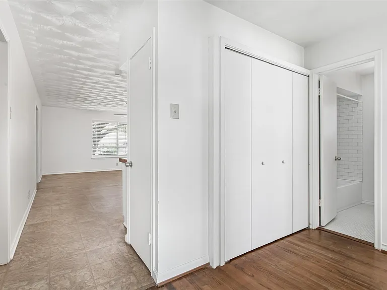 11050 Wyatt St — Photo 14