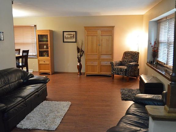 Living Room view/entrance