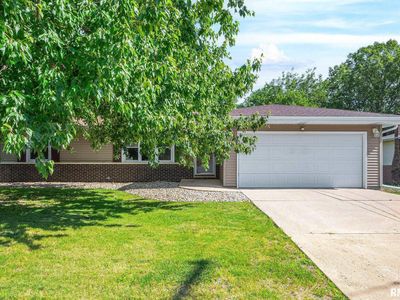 109 Pebble Ct, East Peoria, IL, 61611
