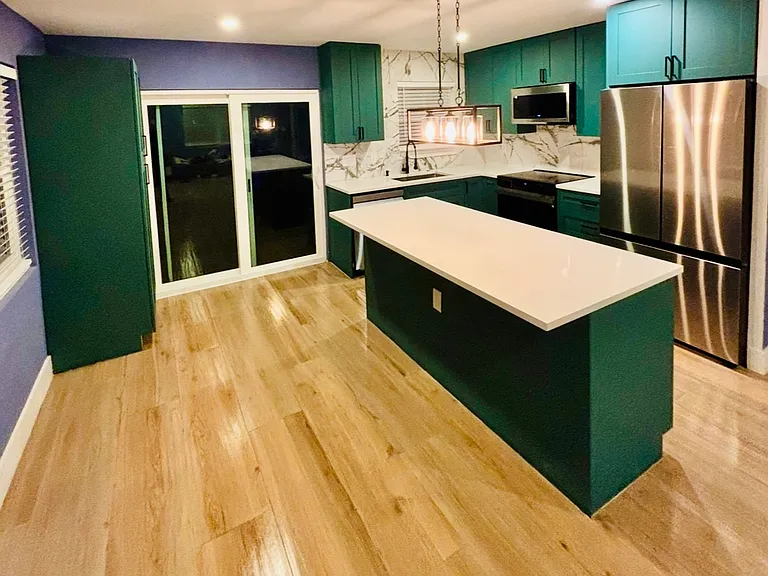 1709 SW 24th St #1709 — Photo 4