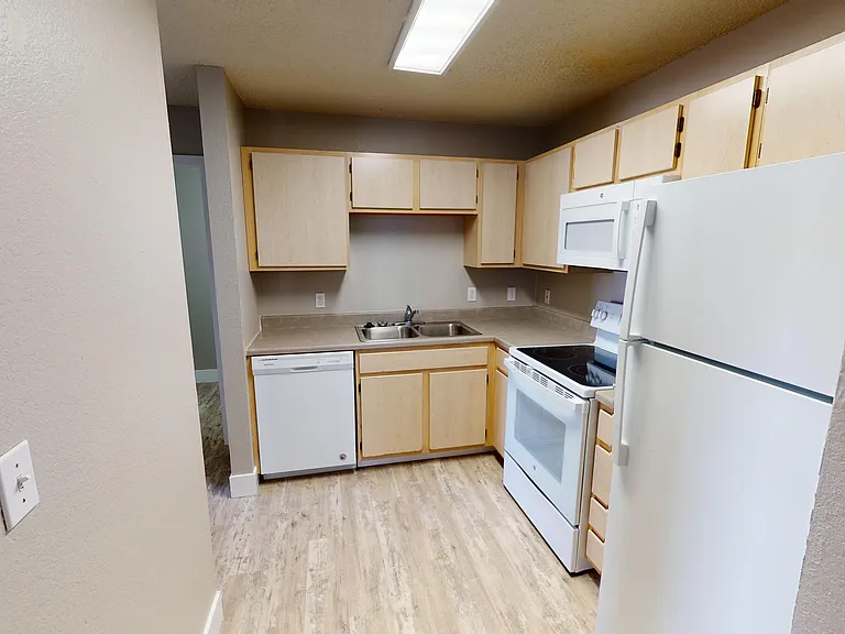 Ridgeland Park Apartments — Photo 19