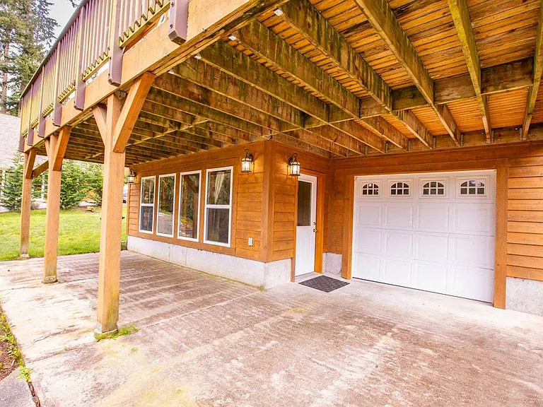 1130 Honeymoon Lake Dr — Photo 35