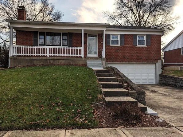 3681 Woodsong Dr, Cincinnati, OH 45251