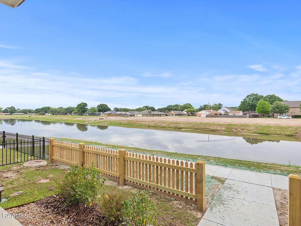 311D Villager Ave, Scott, LA 70583 Zillow