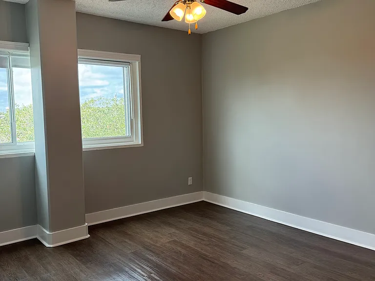 C Floor Plan Bedroom 2 equal in size plenty of space for 2 twins size beds.