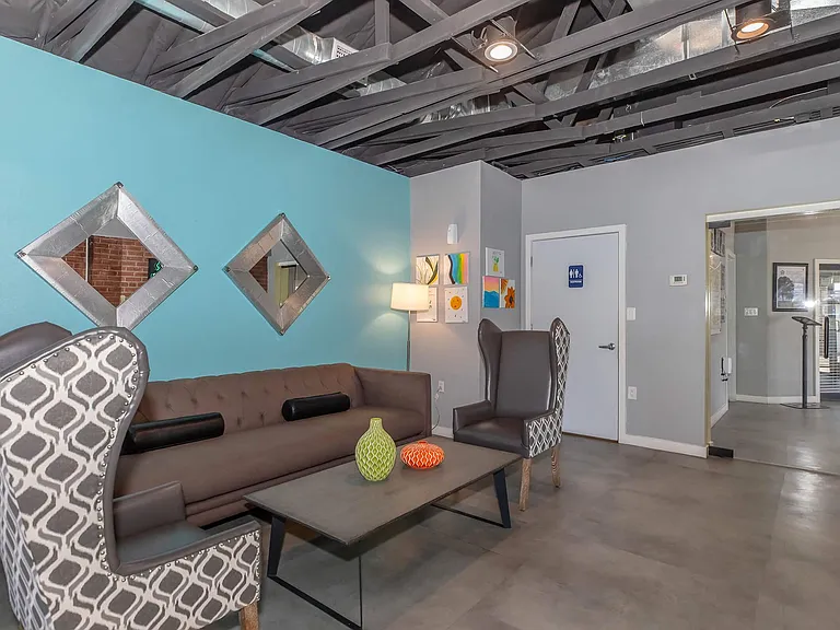 The Wexler Apartments — Photo 12