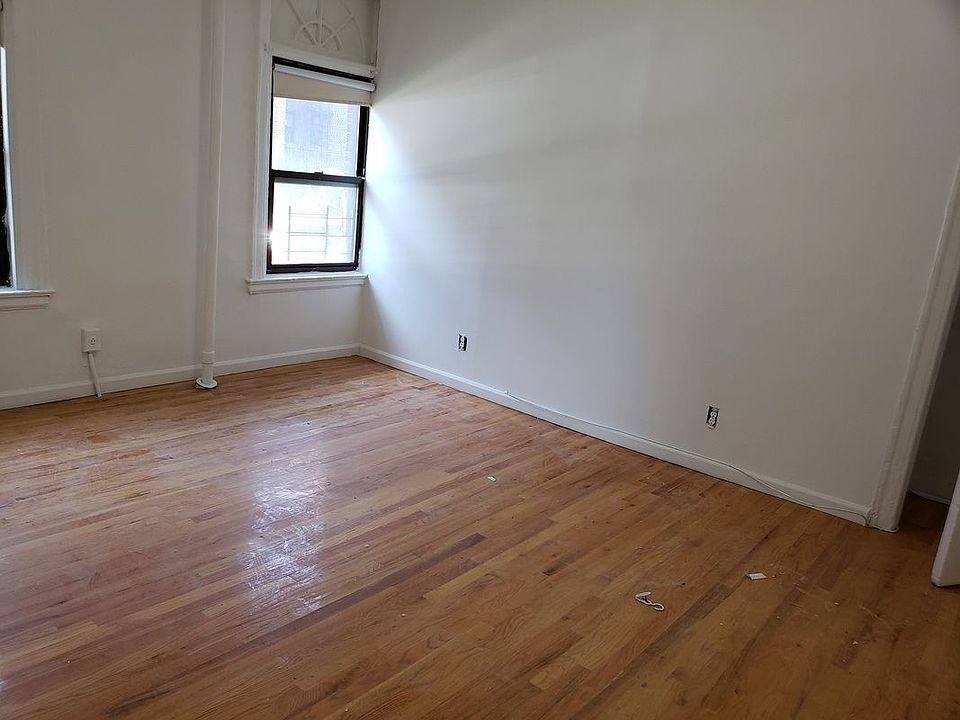 1st image of 51 E 17th St APT 1A
