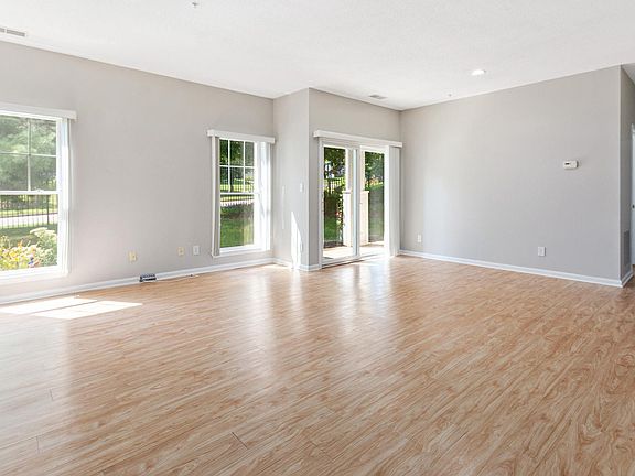 3rd image of 1305 Cranesbill Ct Unit 103