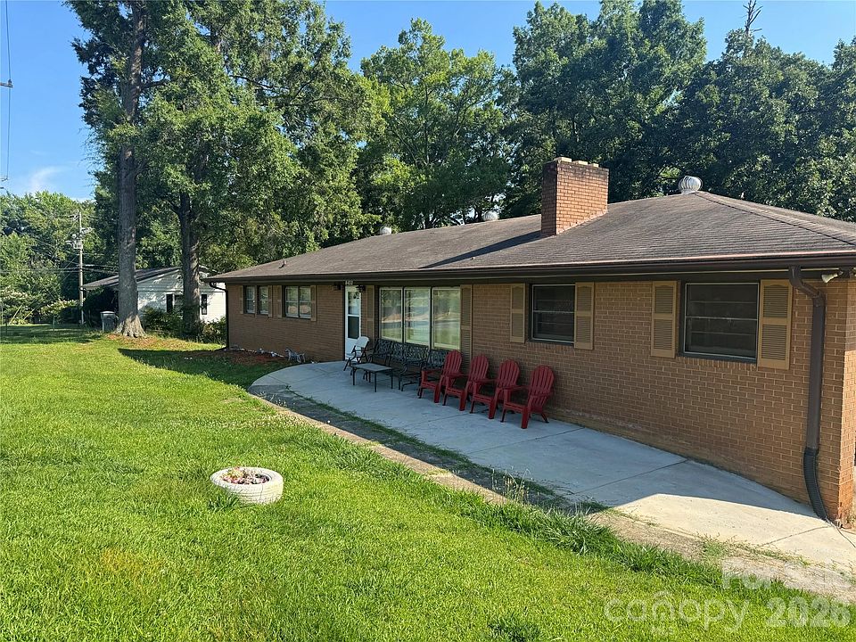 1st image of 8432 Idlewild Rd