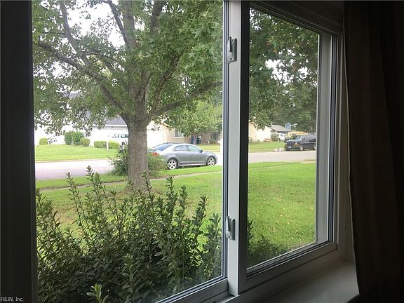 4th image of 1239 Eaglewood Dr