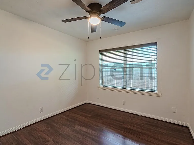 4701 W 43rd St — Photo 19