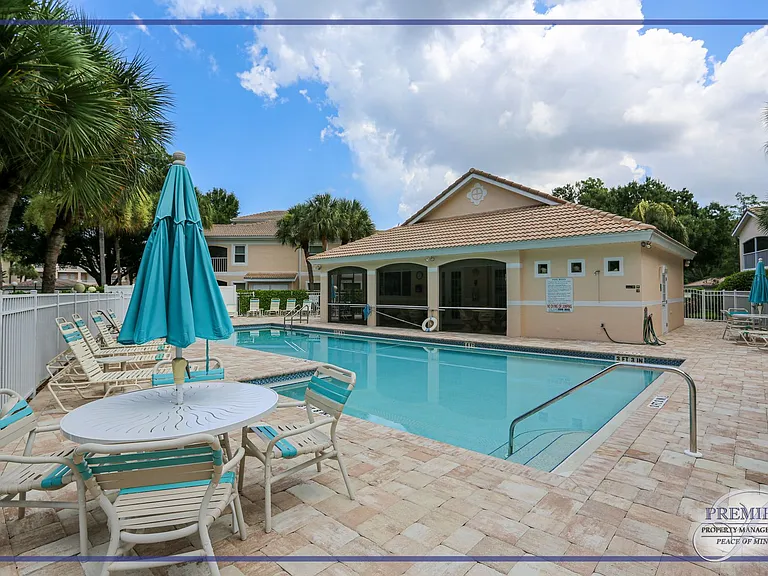 1044 Woodshire Ln #B203 — Photo 33