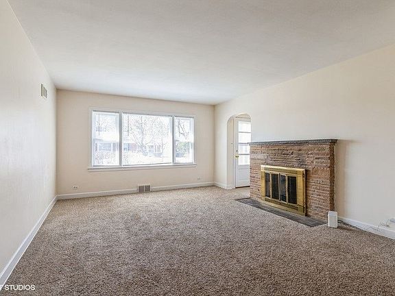 2nd image of 310 N 8th Ave