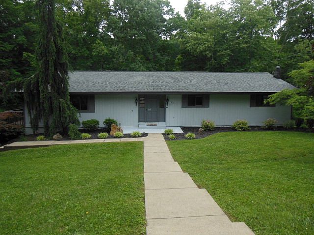 1st image of 74 Barker Ln