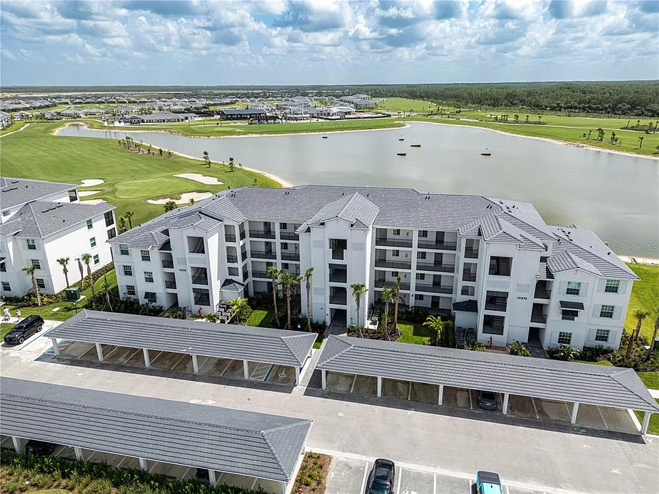 15375 Green Acres Ave #2228