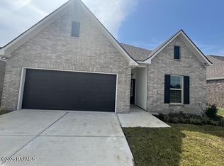 113 Pine Harvest Ln, Scott, LA 70583