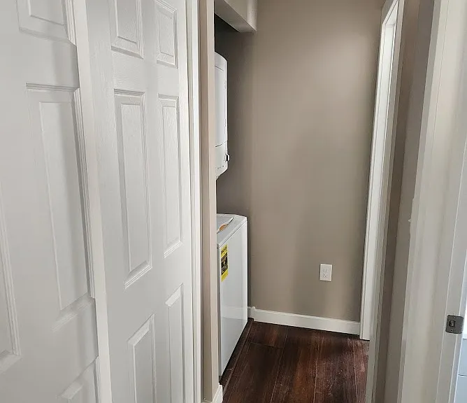 1933 E Huntingdon St #2 — Photo 10