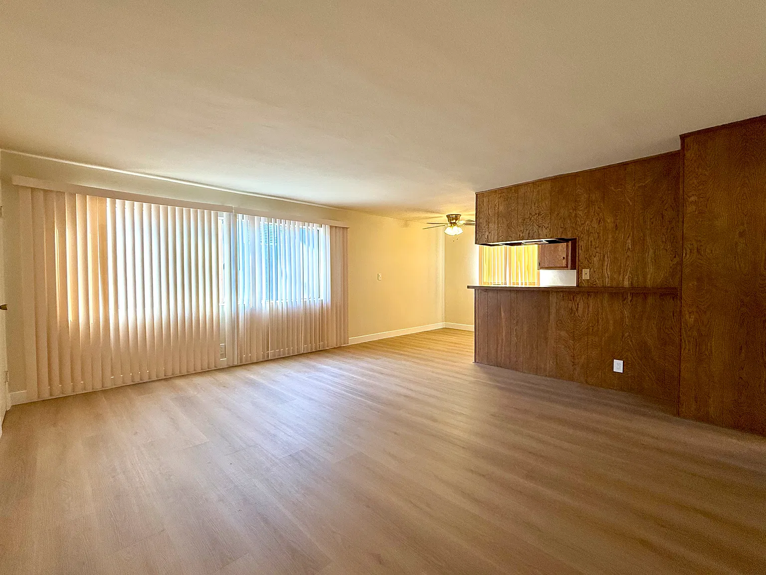 660 Stanley Ave — Photo 2