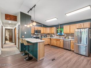 19246 Sullins Dr, Chugiak, AK 99567