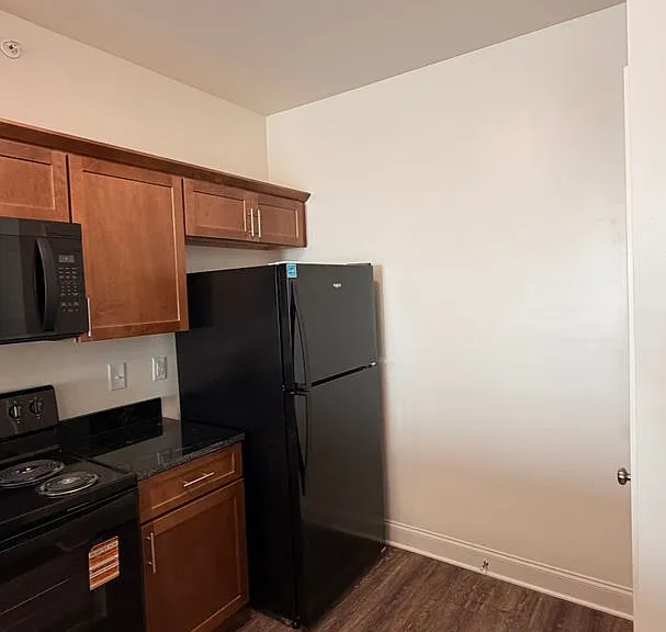 703 E Clay St — Photo 23