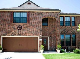 2403 Hollis Ln, Cedar Park, TX 78613