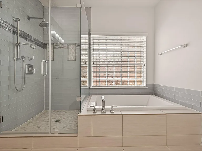 22411 Kendall Shay Ct — Photo 28
