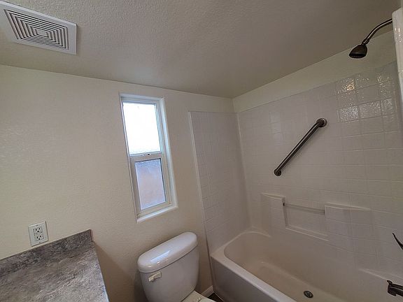 3rd image of 7930 North Ave #19