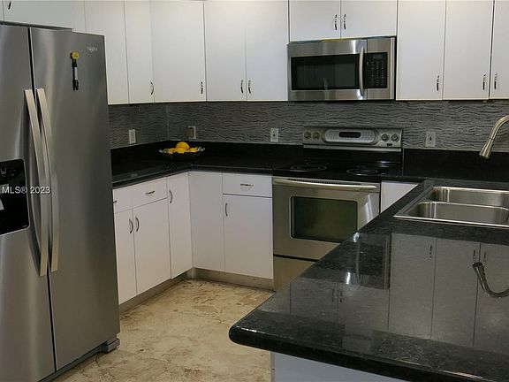 4th image of 11570 NE 13th Ave