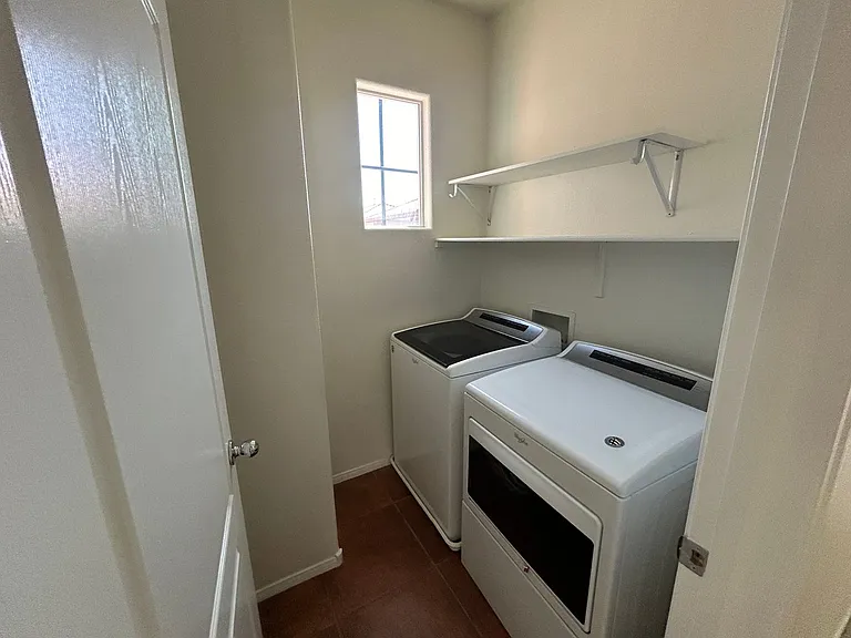 10646 Allegrini Dr — Photo 12