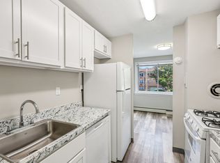 Village East, York, PA 17402