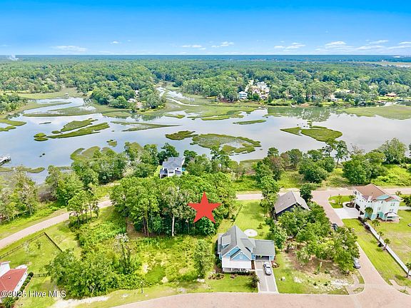 3rd image of 4795 Island Walk Drive SW