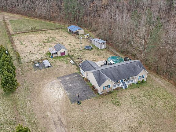 2nd image of 10095 Ivor Rd