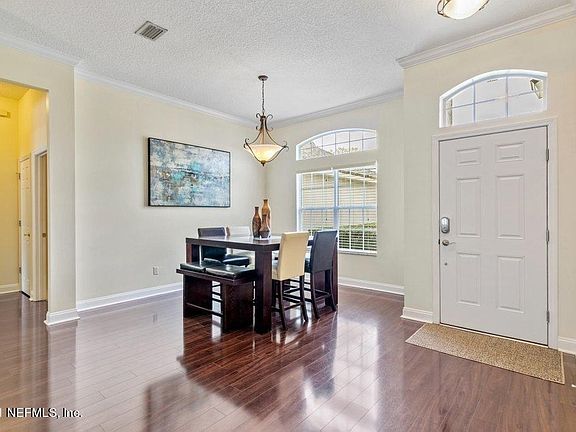 5th image of 4443 Hanover Park Dr