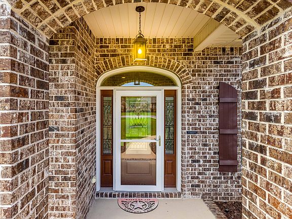 3rd image of 2418 Whispering Pines Blvd