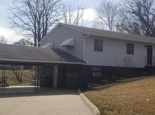 1416 7th Ave E, Oskaloosa, IA 52577