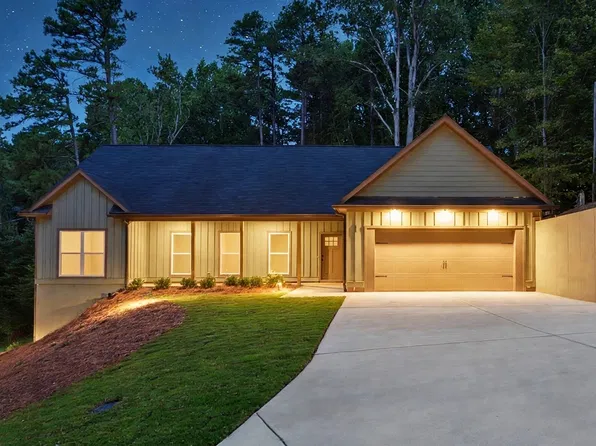 55 Wesley Cir, Toccoa, GA 30577