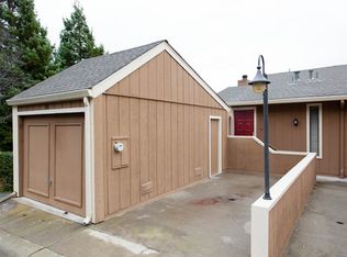 98 Anair Way, Oakland, CA 94605