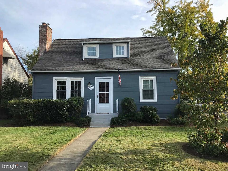 1st image of 3128 12th St S