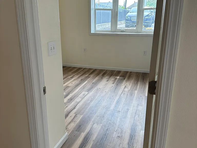 2025 W Buckeye Ave — Photo 6