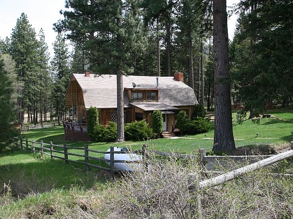 3rd image of 15485 Thayer Dr