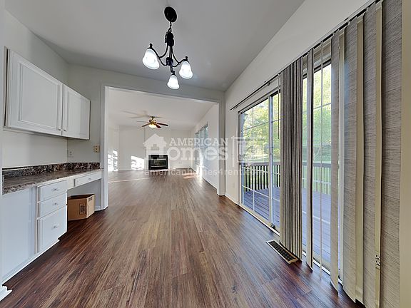 4th image of 3904 Gisbourne Dr