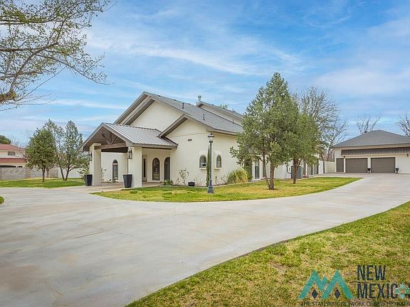 2nd image of 2302 Carolina Way