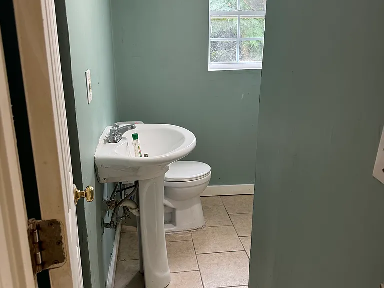 41 Hollis Hts #BASEMENT — Photo 5