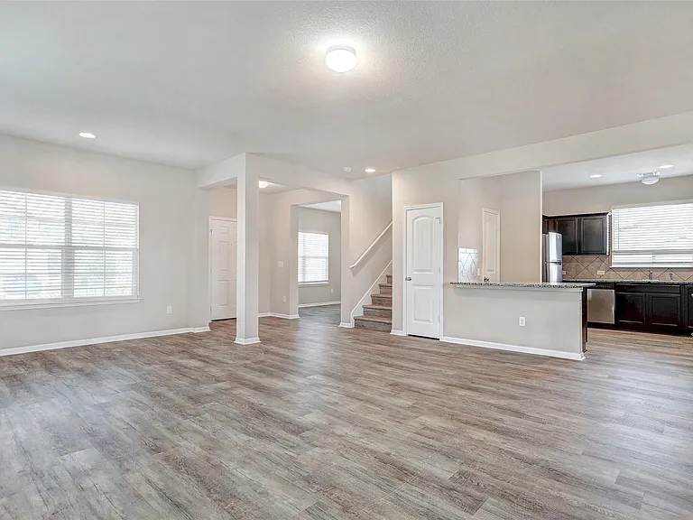 3207 Tilmon Ln — Photo 10