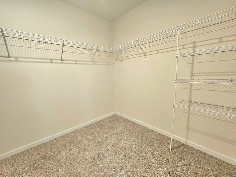 3854 Rosewood Dr — Photo 14