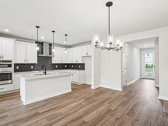 7th image of this home