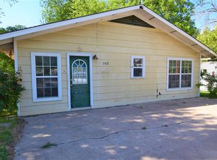 903 W 9th St, Clifton, TX 76634