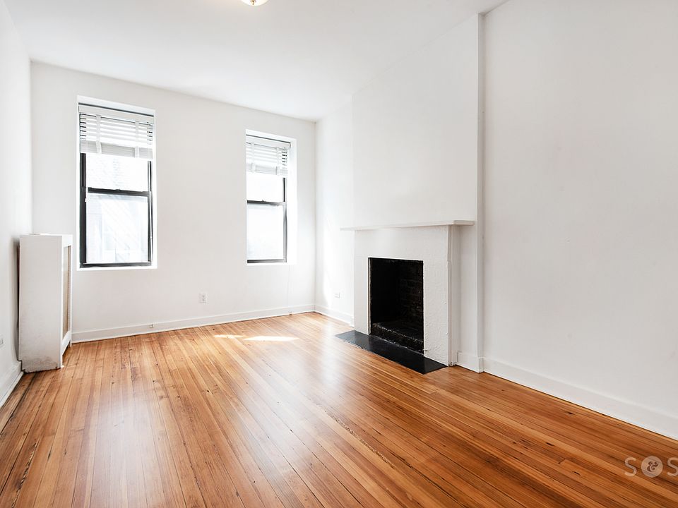 2nd image of 34 Horatio St APT 1A