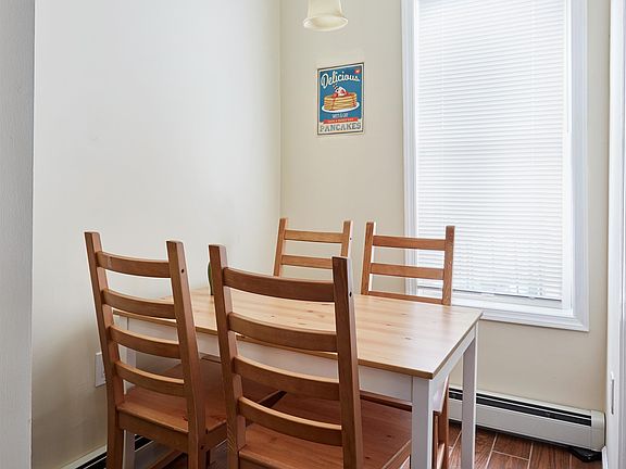 5th image of 67 Oakland Ave APT 2